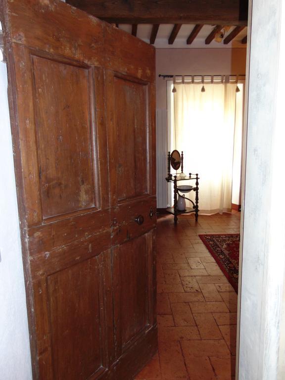 Ferienwohnung Domus Ghibellinae- Fonte di San Benedetto Cortona Zimmer foto