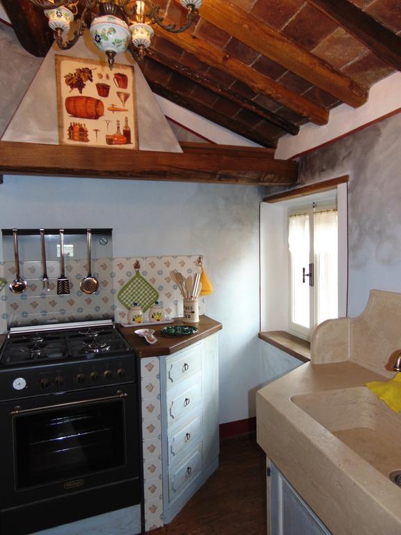 Ferienwohnung Domus Ghibellinae- Fonte di San Benedetto Cortona Zimmer foto