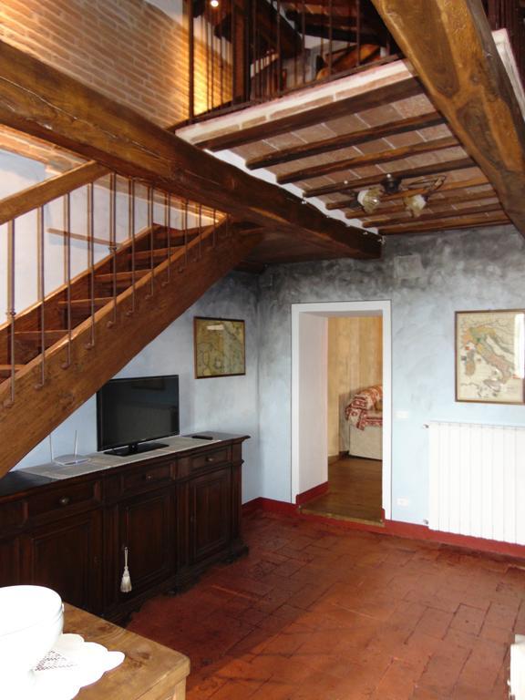 Ferienwohnung Domus Ghibellinae- Fonte di San Benedetto Cortona Zimmer foto