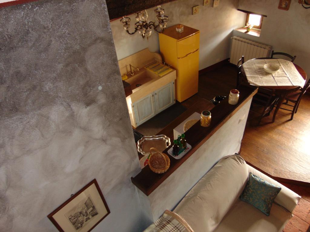 Ferienwohnung Domus Ghibellinae- Fonte di San Benedetto Cortona Zimmer foto